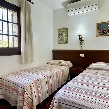 3 Bedroom Near The *
